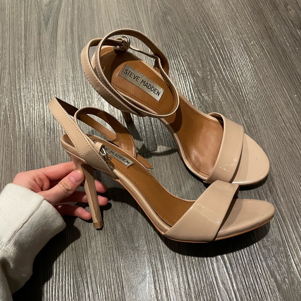 Nude heels